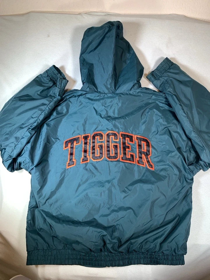 Chaqueta Tigger De Colección Disney Store Para Hombres Talla XXL Verde Forrada Abrigo con Capucha Retro Pooh Foto 1 de 4
