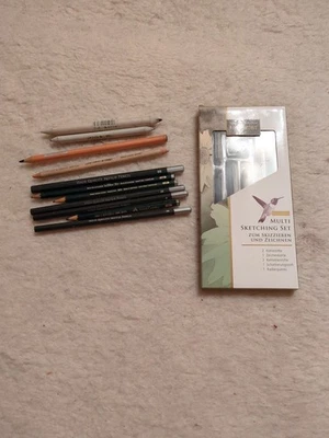 Zeichenutensilien Bleistifte, Kohlestift, Radierstift, Schattierungshilfen, Set - Bild 1 von 4