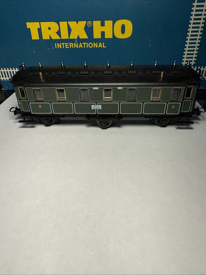 Trix 52373500 HO Royal Bavarian State Railway Passenger Car EX/Box