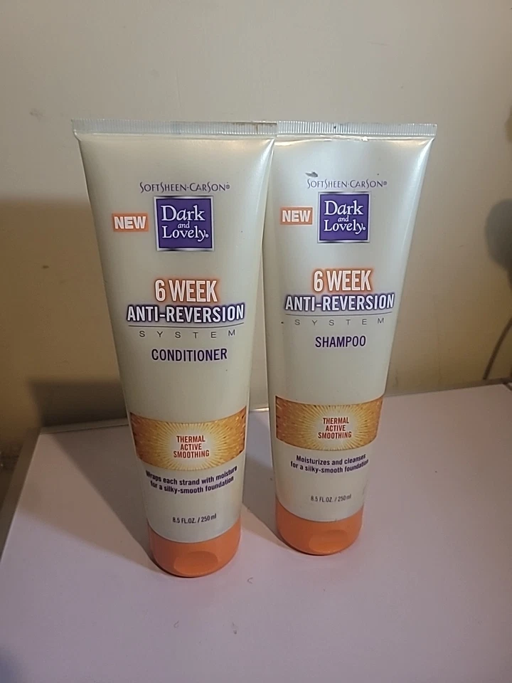 Champú y acondicionador Dark& Lovely Au Natural antirreversión 8,5 onzas líquidas Foto 1 de 1