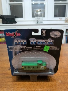 On Track Burlington Northern 10398 Train Die Cast Kid Connection #15131-1601 - Picture 1 of 3