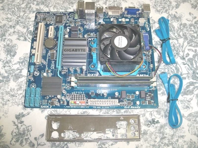 Gigabyte GA-78LMT-52P Motherboard + CPU + Heatsink + Fan + RAM + Extras - TESTED - Image 1 of 4