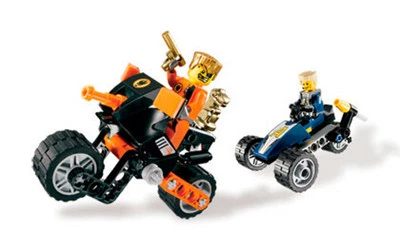 LEGO 8967 - AGENTS - Gold Tooth's Getaway - 2009 -  NO BOX - Image 1 of 2