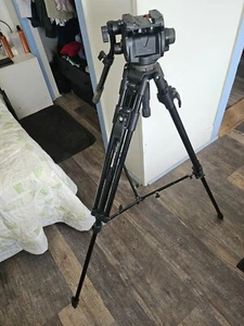 Manfrotto 503HDV Fluid Head Tripod w 2-Stage Aluminum Legs, Triangle, Handle - Picture 1 of 7