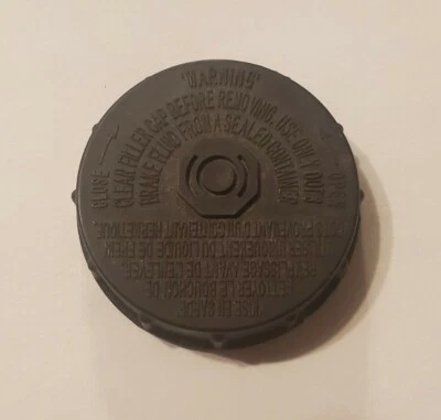 2009 -2012 Nissan Altima, Maxima Brake Master Cylinder Fluid reservoir Cap / OEM - Image 1 of 2