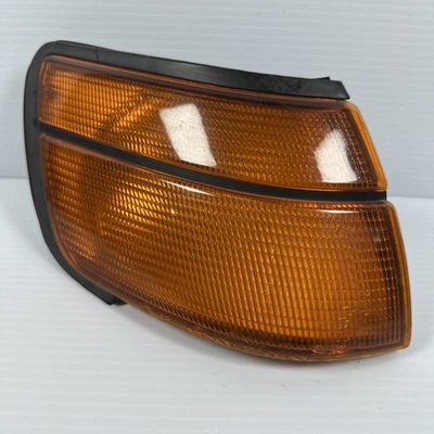 1988 1989 Toyota Celica OEM Right Turn Signal Sun Cracks KOITO20-188 - Image 1 of 4