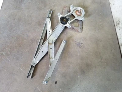 Front Passenger Window Regulator - Manual | Fits 1999-2012 Ford F250 F350 - Image 1 of 4