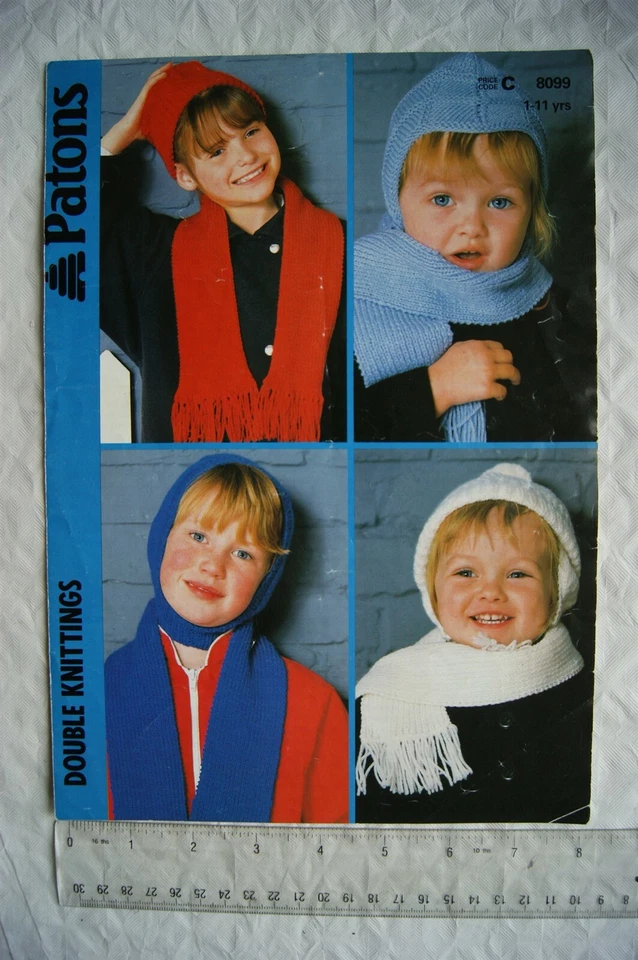 1985 Patons 8099 children's hats & scarf, 1-11 years, DK - Image 1 of 1