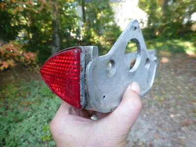 Carcasa de luz trasera TRIUMPH BSA 500 650 B25 B44 con lentes marcadoras laterales RER24 Foto 1 de 4