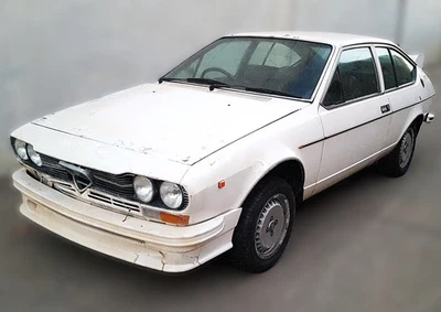 Alfa Romeo Alfetta GT 1979 GTV 2000 4 Cylinder Transaxle 5 Speed Manual 116 - image 1 of 4