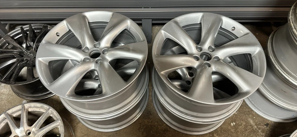 Infiniti FX30 FX37 FX50, QX70 21in Alloy Wheels NO74-2195 / 9.5Jx21 ET50 5x114.3 - Image 1 of 2