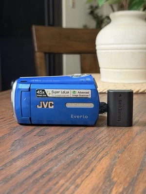 JVC MS230 8 GB Camcorder -  Blue FULLY TESTED WORKS GREAT - Image 1 of 4