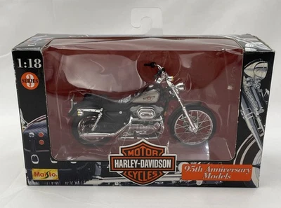 Maisto 1:18 Harley Davidson XL 1200C Sportster 1200 Custom Diecast Series 3 - Image 1 of 4