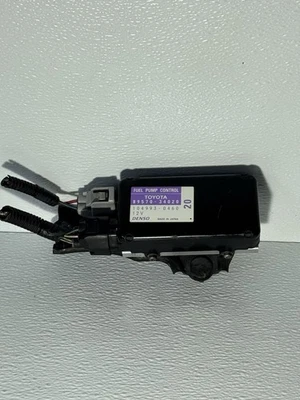 Toyota Tundra 2007-2010 4.7L Motor Engine Fuel Pump Control Module89570-34020 - Image 1 of 3