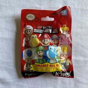 K'NEX (KNEX) New Super Mario Bros Wii minifigure 38106 2012 NIB Series 1 - Picture 1 of 7