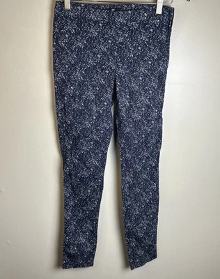 H&M Mujer Talla 8 Pantalón Ajustado Azul Marino y Blanco Estampado Moteado Cremallera Lateral  Foto 1 de 4