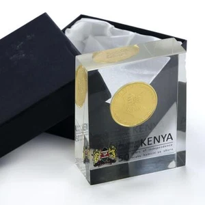 Kenya 50 shillings 50th Anniversary of Independence gilded NiBrass coin 2013 - Picture 1 of 3