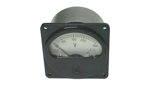 Voltímetro analógico militar ruso AC E8021 (Э8021) 0-250V - Imagen 1 de 4