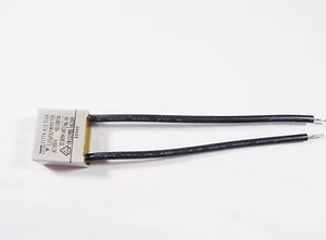 2X 0.15uF 150nF 300VAC Filter Capacitor MKT-X2 VISHAY #17-5 - Picture 1 of 6