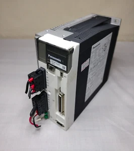 Panasonic MCDKT3520E AC Servo Driver Controller 200-240V Made in China - Imagen 1 de 6