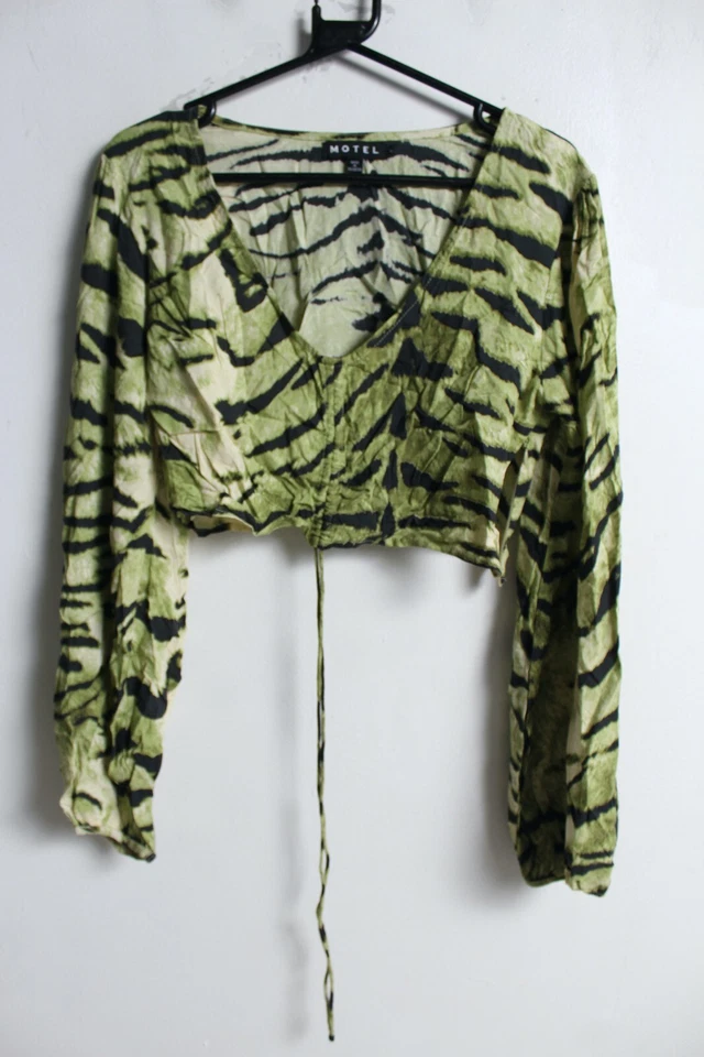 Motel Womens Animal Print Tie Dye Crop Top - Green - Size L Large (v-z10) - Image 1 of 3