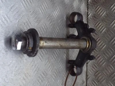 Honda CB175 CL175 K4 1969-1975 Bottom Lower Fork Yoke & Stem  - Image 1 of 4
