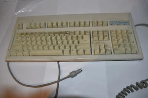 ^^ KEYTRONIC ERGO FORCE KEYBOARD MODEL ERGO3601PS2-C (WQ98) - Picture 1 of 3