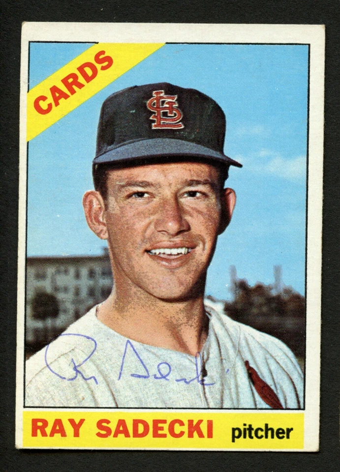 Ray Sadecki #26 signed autograph auto 1966 Topps Baseball Trading Card  - Image 1 of 1