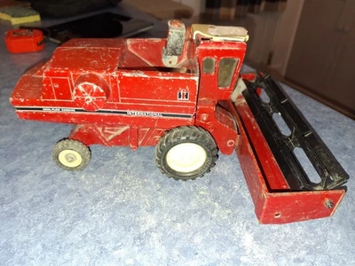 Vintage Ertl Red 1/32  International Axial Flow Combine. Made in USA. - Image 1 of 4