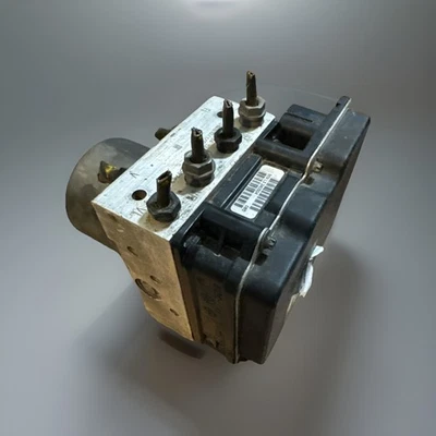 原始设备制造商 2004 宝马 525i E60 E61 2.5L ABS 防锁制动泵模块组件 — 第 1/4 张图片