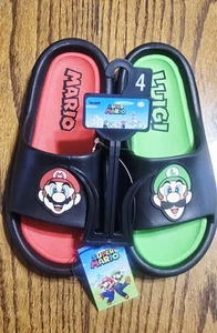 Super Mario Bros. Mario & Luigi Slip On Pool Slides Youth Size 4 Sandals NEW - Picture 1 of 5