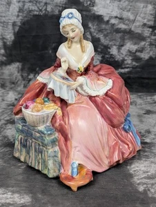 Royal Doulton Penelope HN 1901 England Penelope Figur Dame Frau Rissboden - Bild 1 von 22