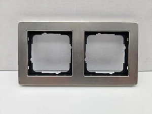 Gira 021233 Abdeckrahmen 2-fach, Gira E2, edelstahl 55x55 - Bild 1 von 1