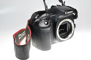 Canon EOS 30D 8.2MP Digital SLR Camera Body #G056 - Picture 1 of 6