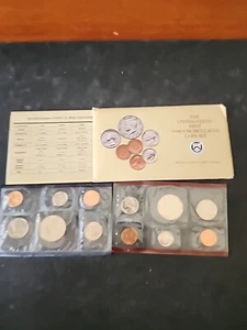 1990-P-D US Mint Set 10 Coins - Picture 1 of 6