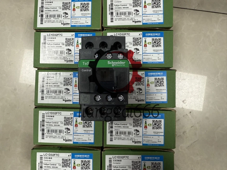 LC1D32F7C brand new Schneider AC contactor with box free shipping LC1-D32F7C - Image 1 of 4