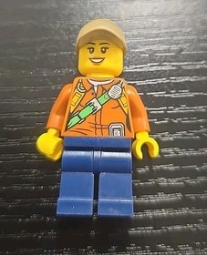 Jungle Explorer Female cty0804 - LEGO City: Jungle Exploration Site 60161