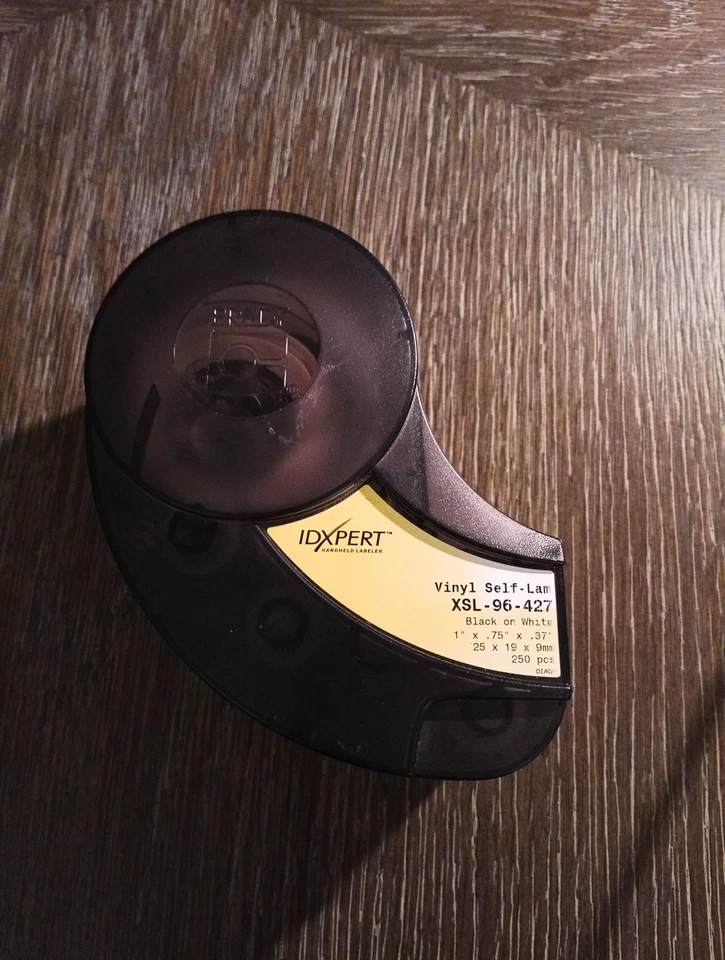 BRADY LABEL CARTRIDGE IDXPERT XSL-96-427 1" x .75" x .37" BLACK WHITE Used - Image 1 of 2