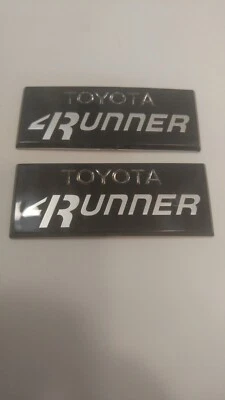 Toyota 4 Runner Pillar Emblem 1984 1985 1986 1987 1988 1989 **PAR** Foto 1 de 4