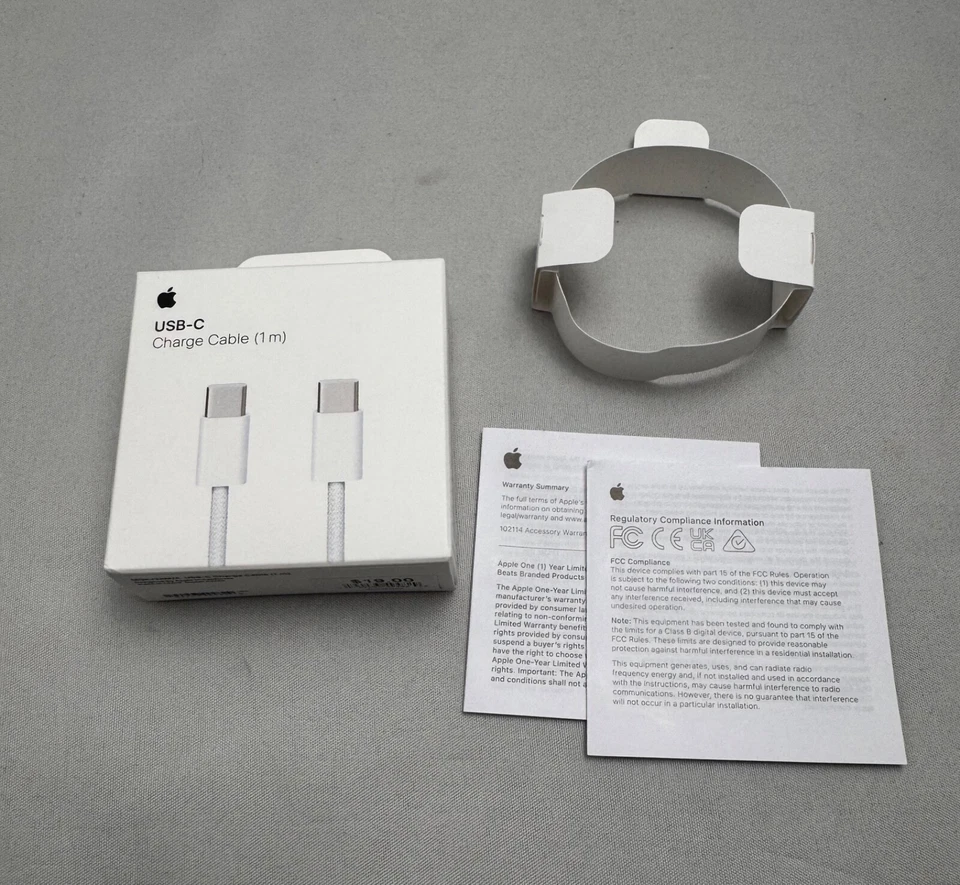 Apple USB-C Cable - 1m - BOX & MANUALS ONLY - Image 1 of 3