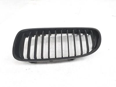 Conjunto de parrilla superior conductor delantero BMW 328I 2009-2012 51-13-7-201-967 *Negro Foto 1 de 4