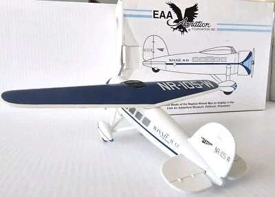 Winnie Mae Lockheed EAA Aviation Foundation Aircraft Coin Bank Foto 1 de 4