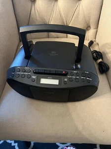 Sony CFD-S70 Boombox Stereo CD Player AM FM Radio Cassette Recorder Black 80’s - Picture 1 of 10