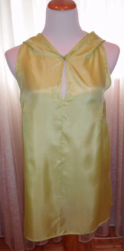 GIBSON'S TOP VERDE CLARO MUY LINDO CON CAPUCHA, PERFECTO ESTADO, MUY LINDO,M Foto 1 de 4