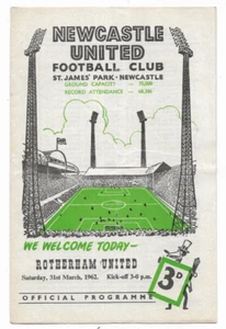 1961/62 Division 2 - NEWCASTLE UNITED v. ROTHERHAM UNITED - Picture 1 of 2