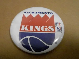 BOTÓN PINBACK DE COLECCIÓN #49-045 - BALONCESTO DE 2 1/4"" - SACRAMENTO KINGS - Imagen 1 de 1