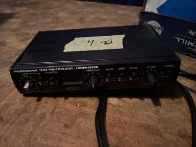 Preamplificador/compresor tubo PAC tubo ART tuboPAC preamplificador micrófono Foto 1 de 3