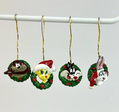 Juego de 4 pequeños adornos navideños vintage Looney Tunes Foto 1 de 2
