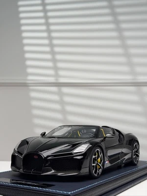 Bugatti Mistral (Black) [MR Collection] 1/18 scale - Image 1 of 4