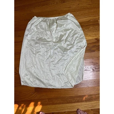 Vassarette Vintage 80s Half Slip XL 44 Cream Lingerie Lace Trim Side Slit - Image 1 of 3